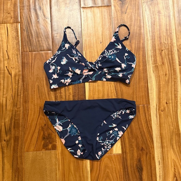 Carve Designs Bikini - M Top, S Bottoms - Picture 8 of 8